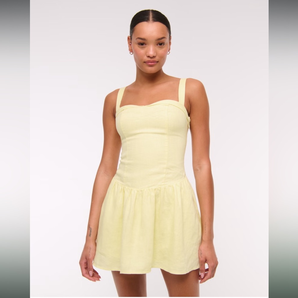 A&F Premium Linen Drop-Waist Skort Romper